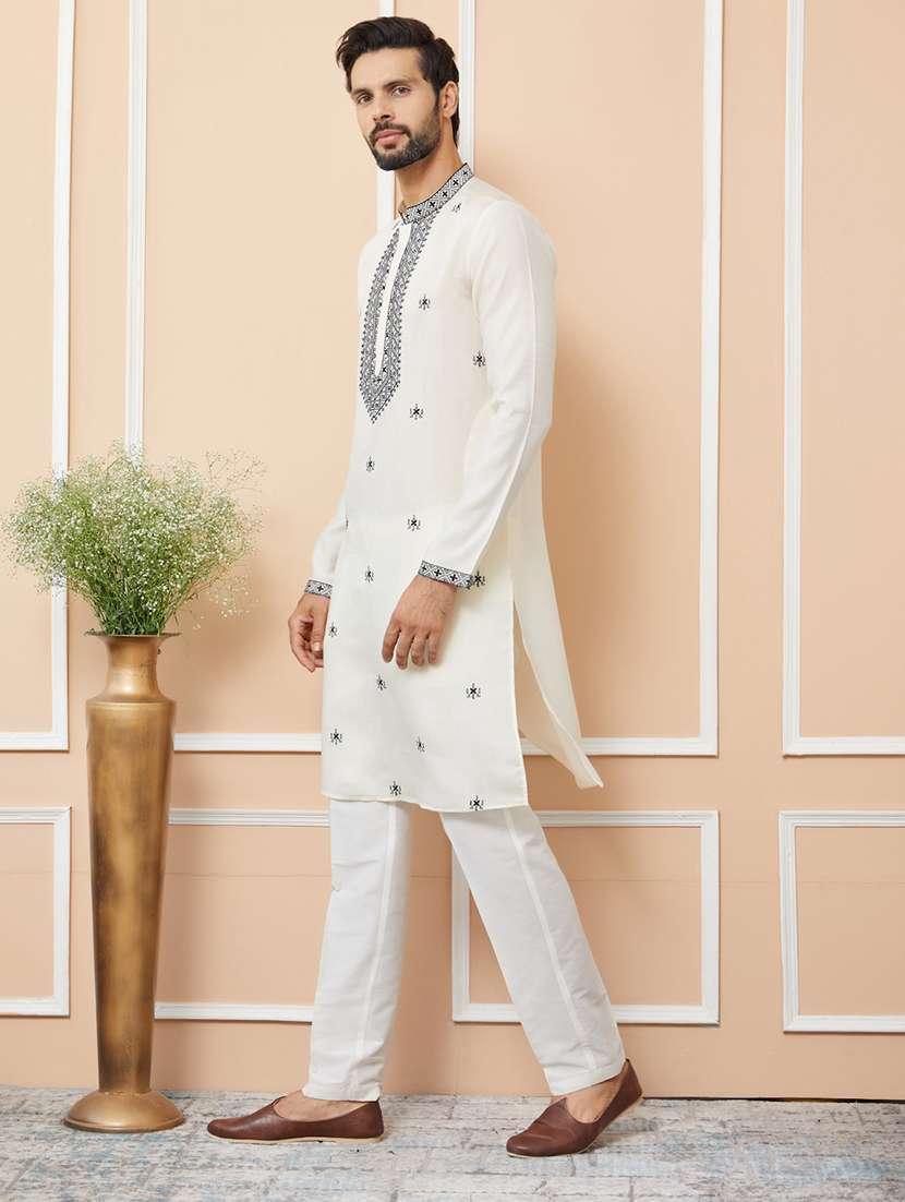 men solid with work mandarin neck long kurta - 22392277 -  Standard Image - 4