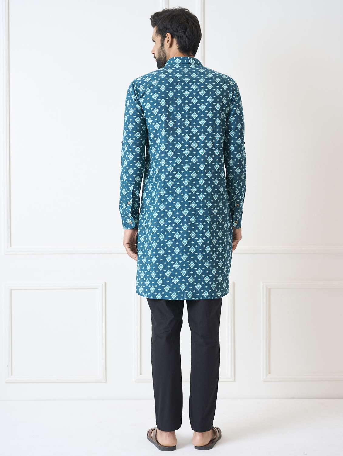 men printed long sleeve pathani kurta - 22392726 -  Standard Image - 4