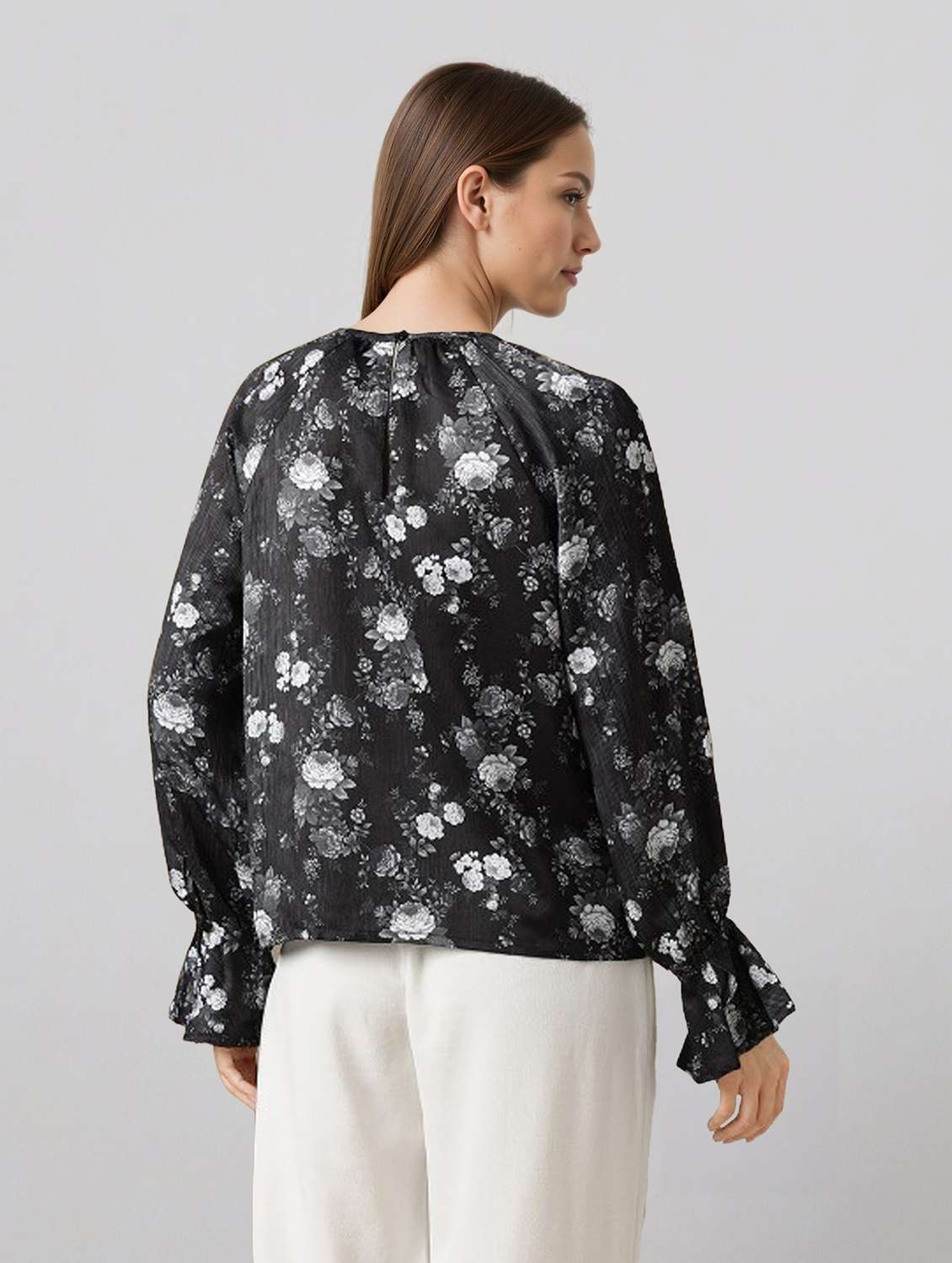 women printed bell sleeve straight top - 22392767 -  Standard Image - 4