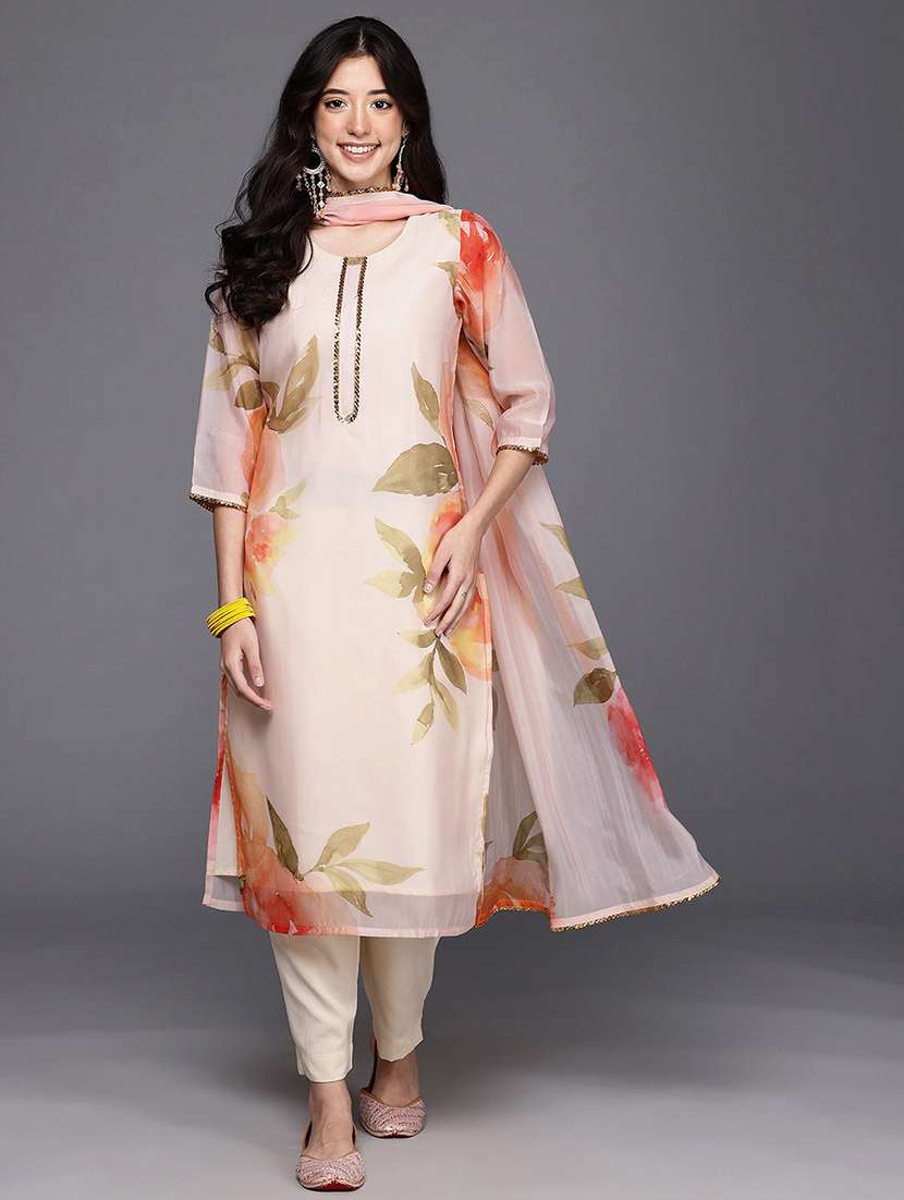 women floral three quarter sleeve kurta pant with dupatta set