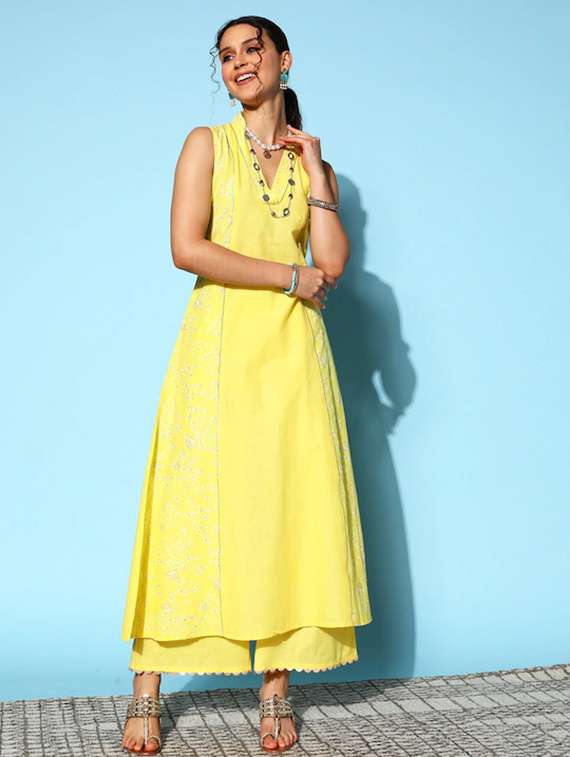 women printed sleeveless kurta palazzo set - 22392795 -  Standard Image - 1