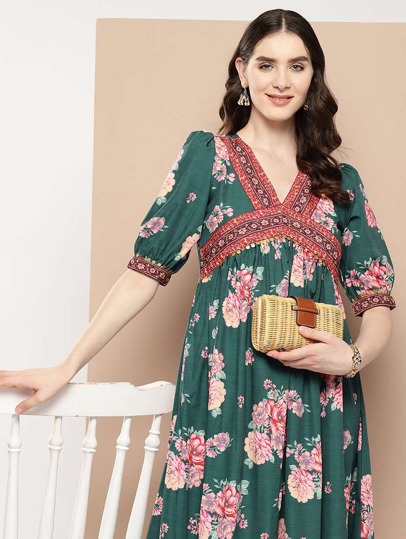 women floral v neck neck ethnic dress - 22392887 -  Standard Image - 4