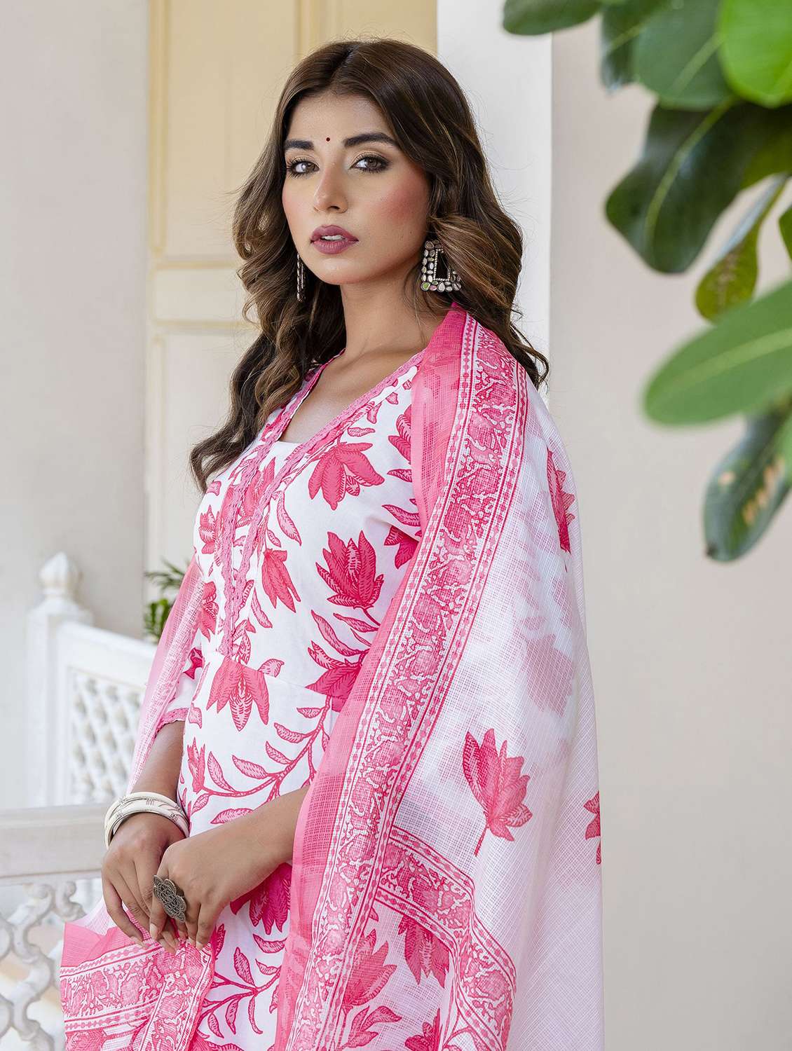 women printed three quarter sleeve kurta pant with dupatta set - 22392959 -  Standard Image - 1