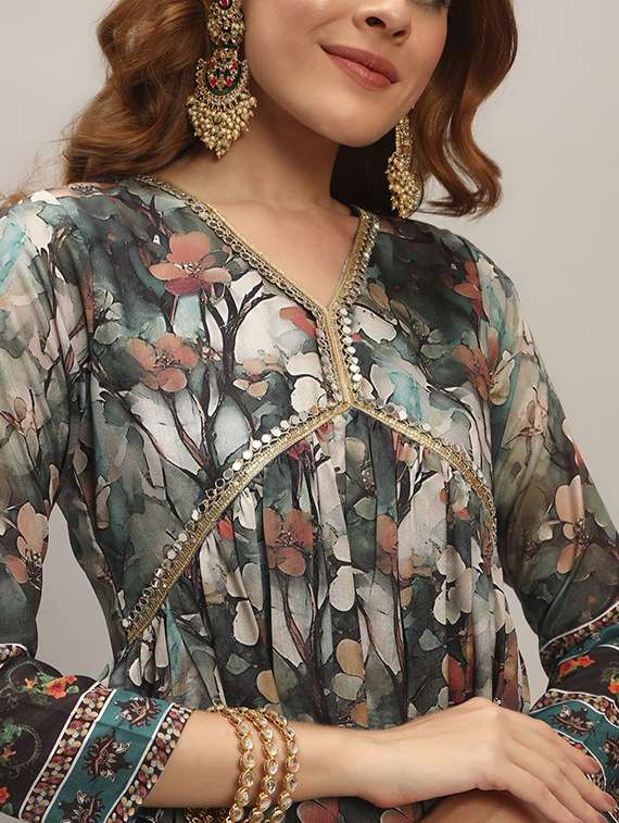 women floral three quarter sleeve kurta pant with dupatta set - 22393045 -  Standard Image - 1