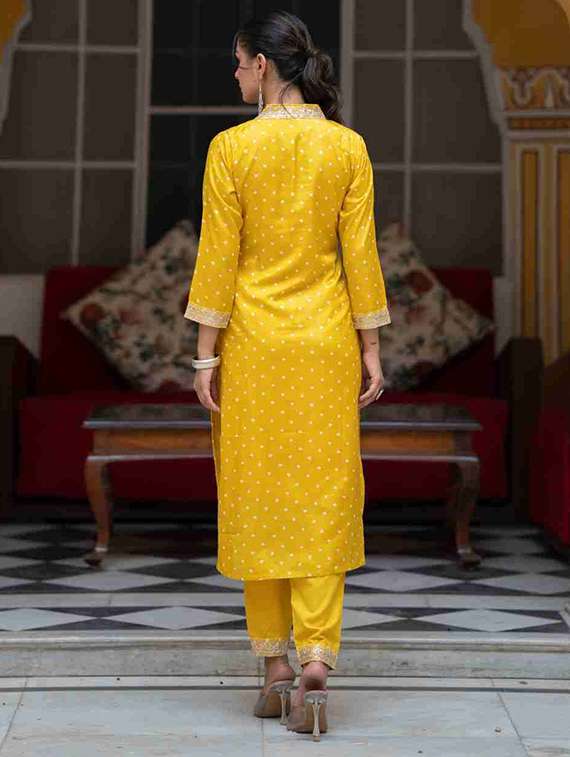 women printed three quarter sleeve kurta pant with dupatta set - 22393206 -  Standard Image - 4