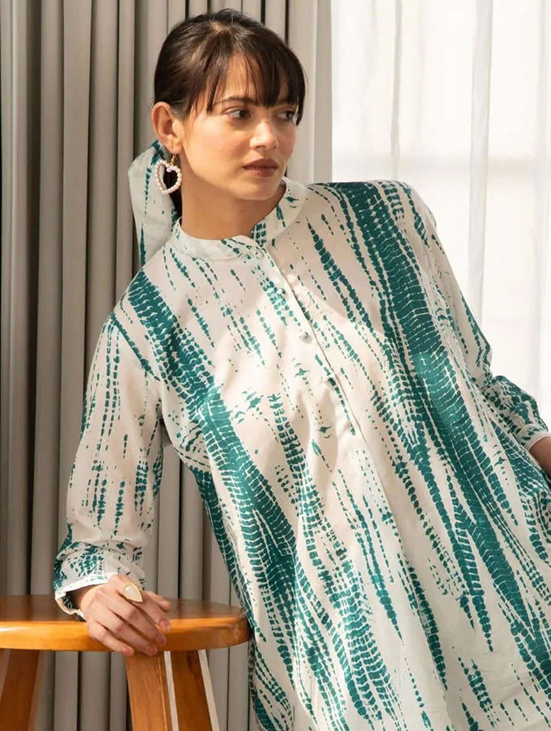 women printed three quarter sleeve kurta pant set - 22393234 -  Standard Image - 1
