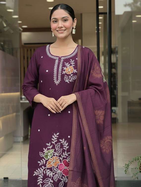 women solid with work three quarter sleeve kurta pant with dupatta set - 22393245 -  Standard Image - 1