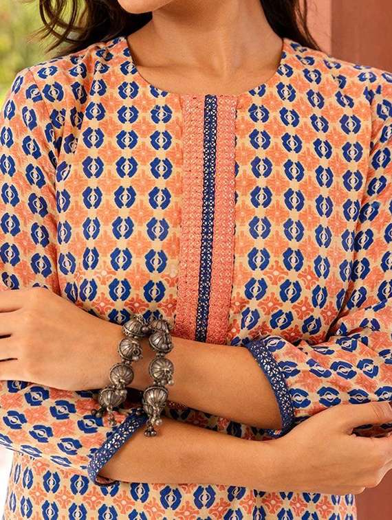 women printed three quarter sleeve kurta pant set - 22393272 -  Standard Image - 4