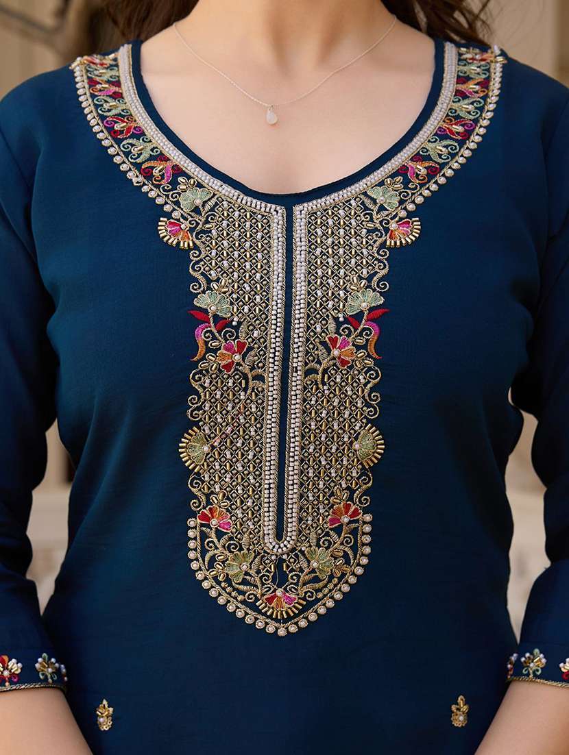 women solid with work three quarter sleeve kurta pant with dupatta set - 22393367 -  Standard Image - 4