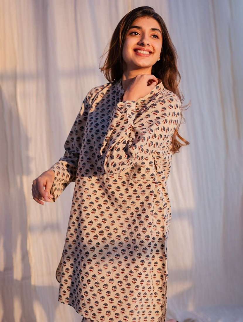 women printed three quarter sleeve ethnic co-ord set - 22393470 -  Standard Image - 1