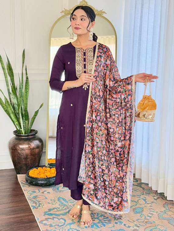 women solid with work three quarter sleeve kurta pant with dupatta set