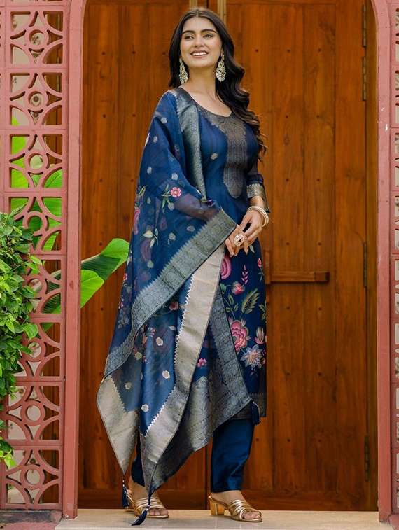 women floral three quarter sleeve kurta pant with dupatta set - 22393523 -  Standard Image - 1