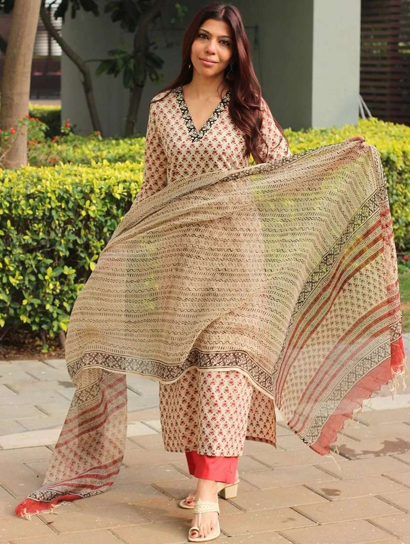 women printed three quarter sleeve kurta pant with dupatta set - 22393555 -  Standard Image - 1