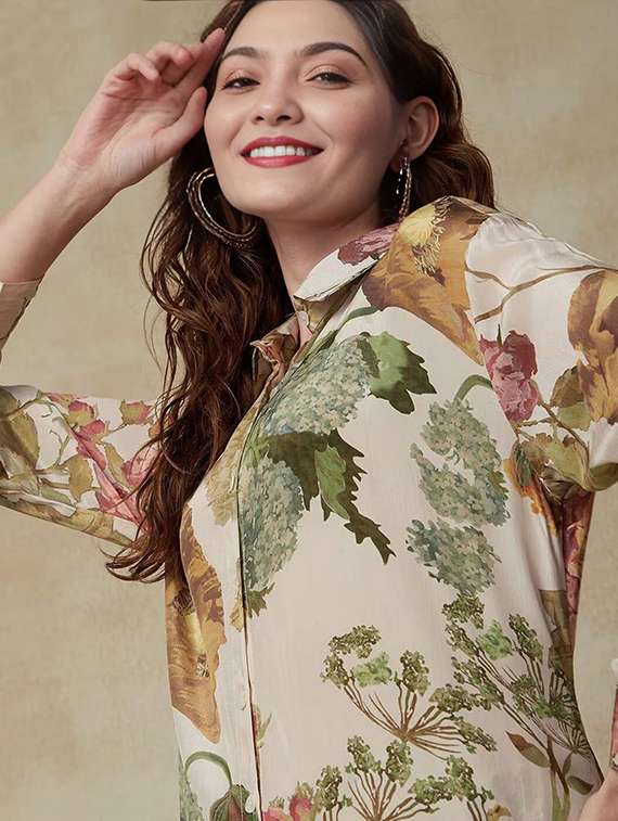 women printed long sleeve shirt & trouser co-ord set - 22393604 -  Standard Image - 4