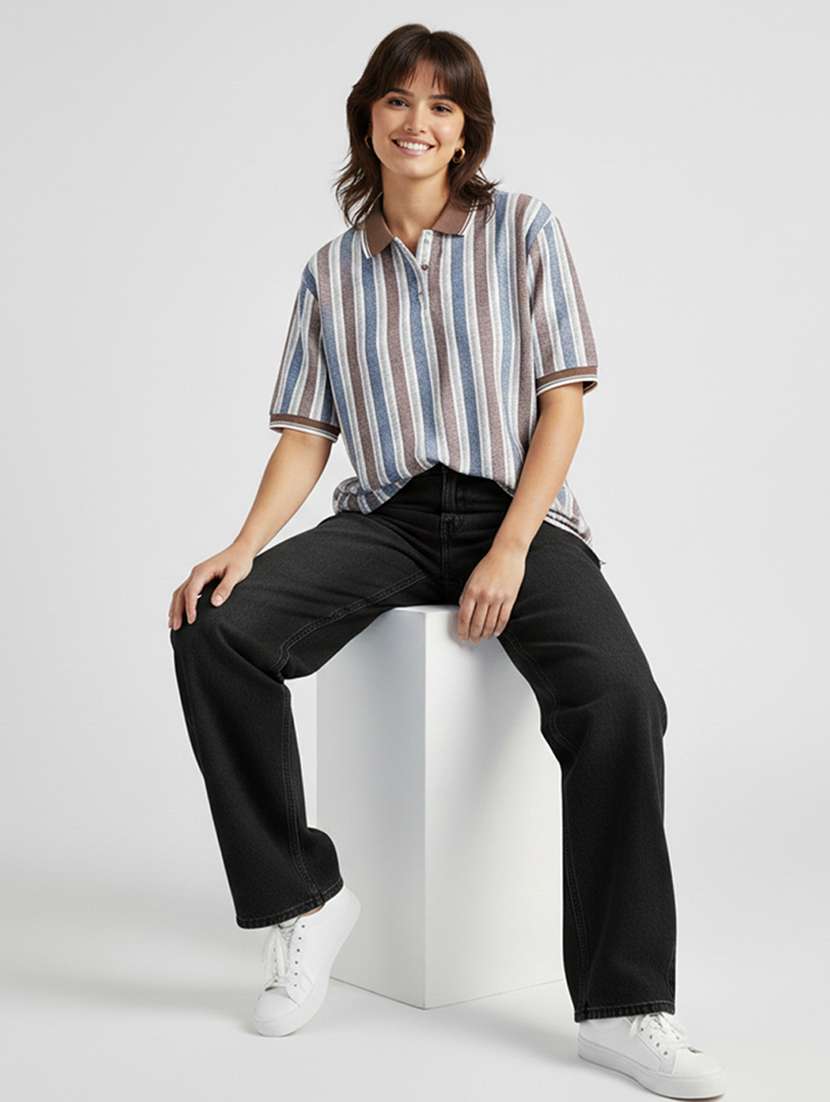 women printed short sleeve oversized polo t-shirt - 22393927 -  Standard Image - 4