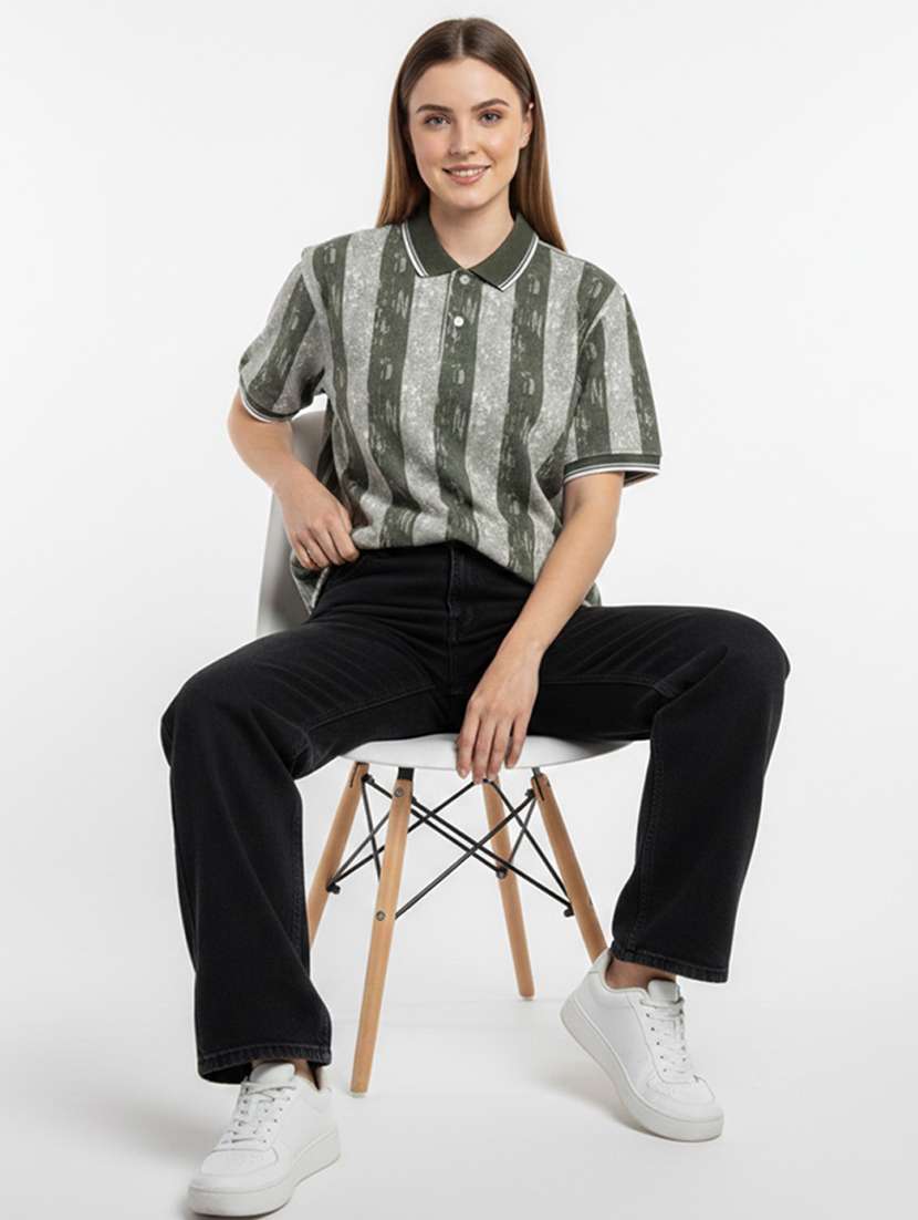 women printed short sleeve oversized polo t-shirt - 22393933 -  Standard Image - 4