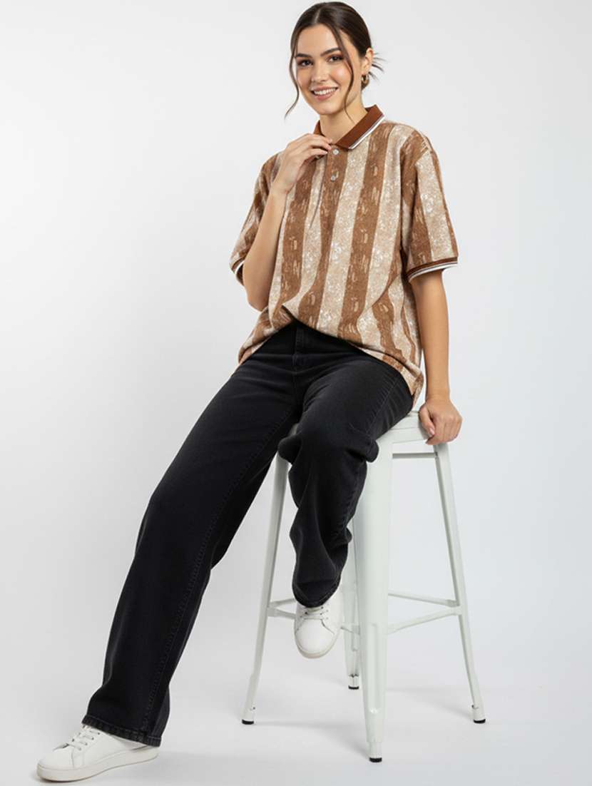 women printed short sleeve oversized polo t-shirt - 22393935 -  Standard Image - 4