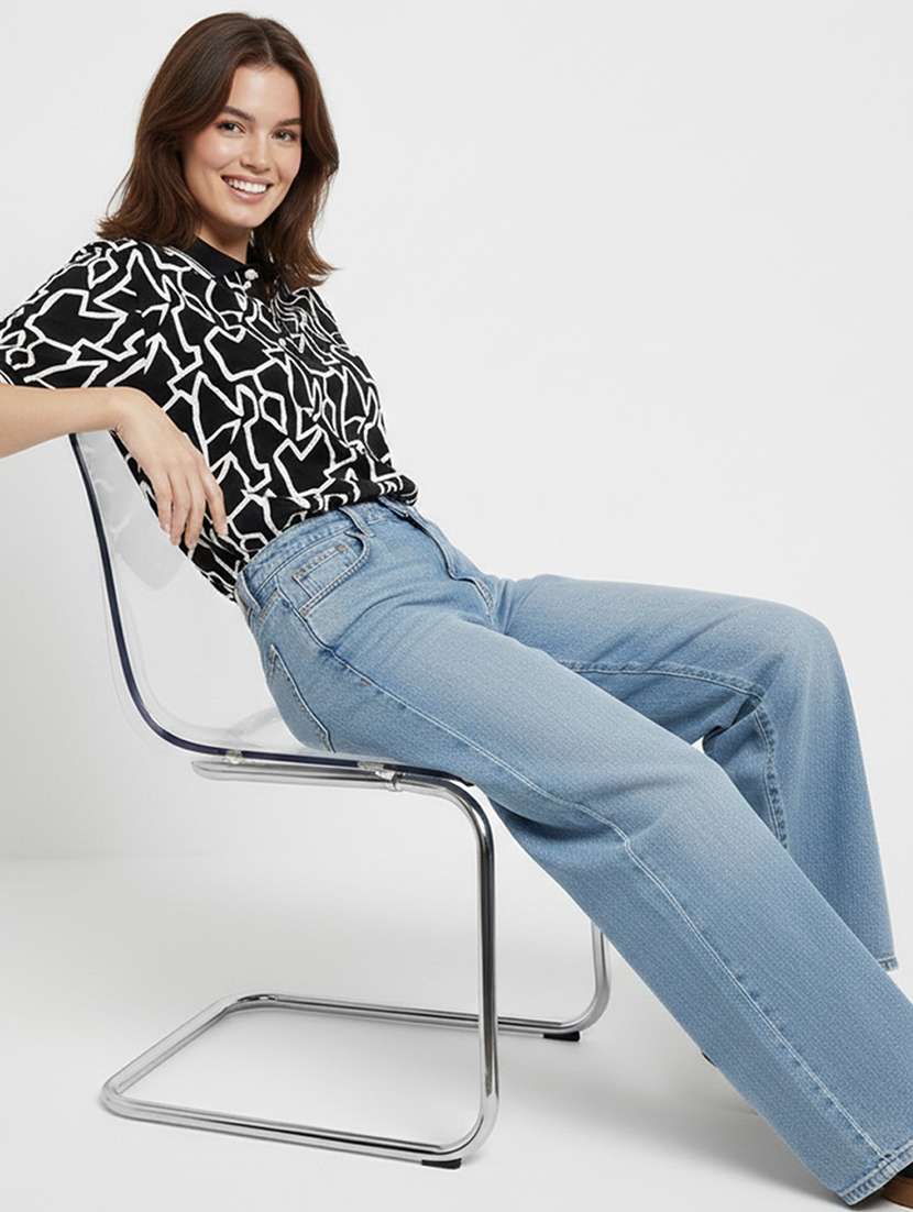 women printed short sleeve oversized polo t-shirt - 22393938 -  Standard Image - 4