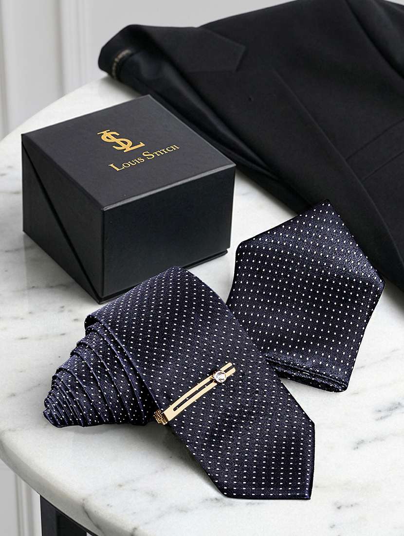 men blue polka dot printed tie