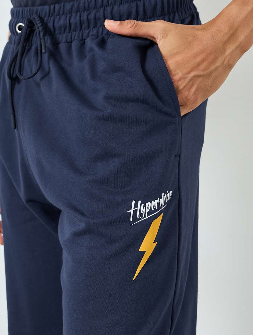 men color block mid rise relaxed fit jogger - 22394913 -  Standard Image - 1