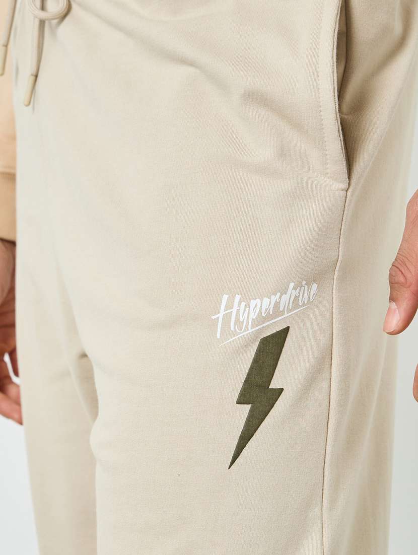 men color block mid rise relaxed fit jogger - 22394914 -  Standard Image - 1