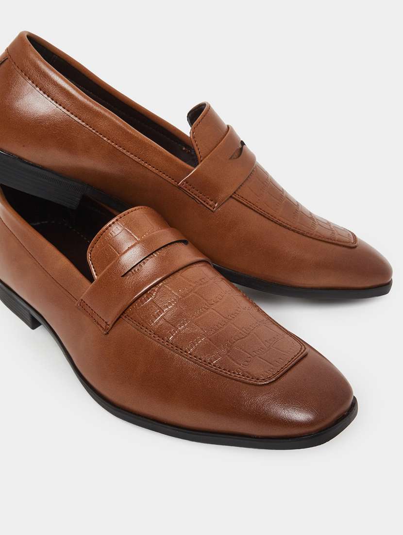 men brown slip on formal shoes - 22394985 -  Standard Image - 4