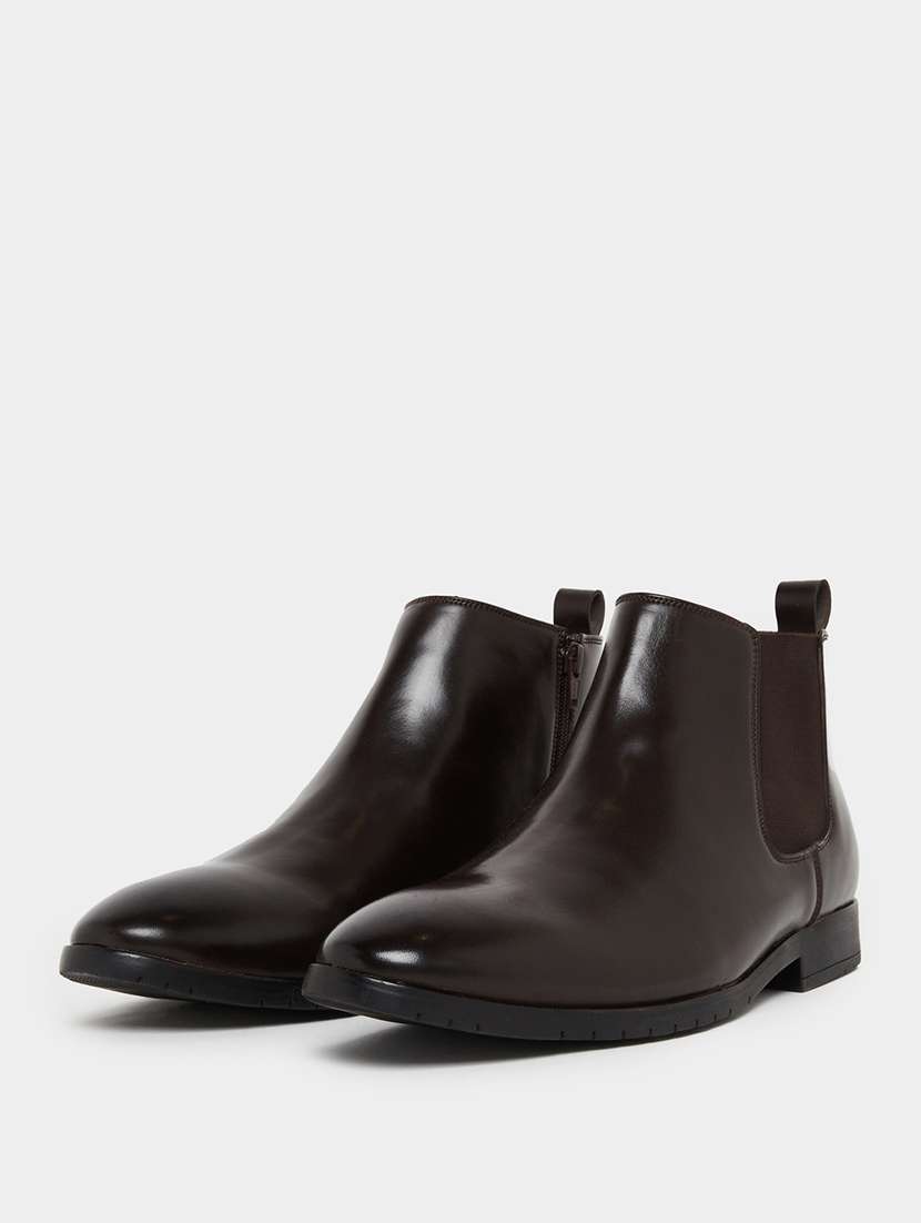 men solid chelsea boots - 22394992 -  Standard Image - 1