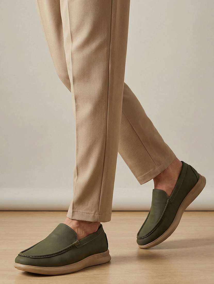 Men Solid Slip On Casual Loafers - 22395010 -  Standard Image - 6