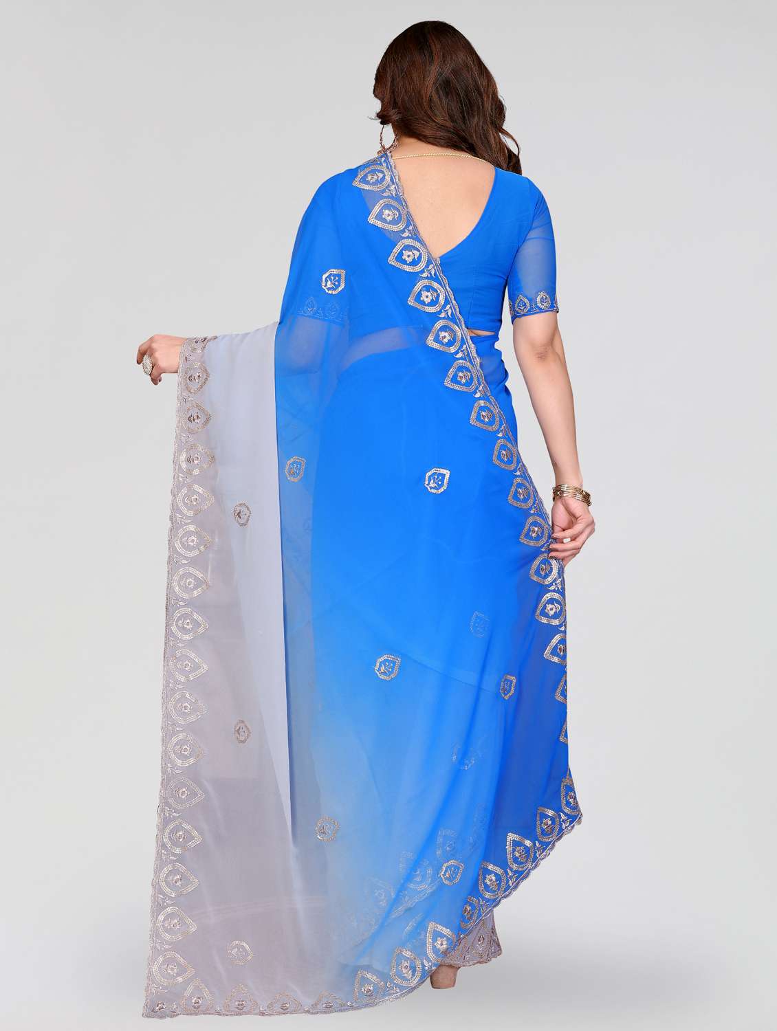 women ombre embroidered saree with blouse - 22395035 -  Standard Image - 4