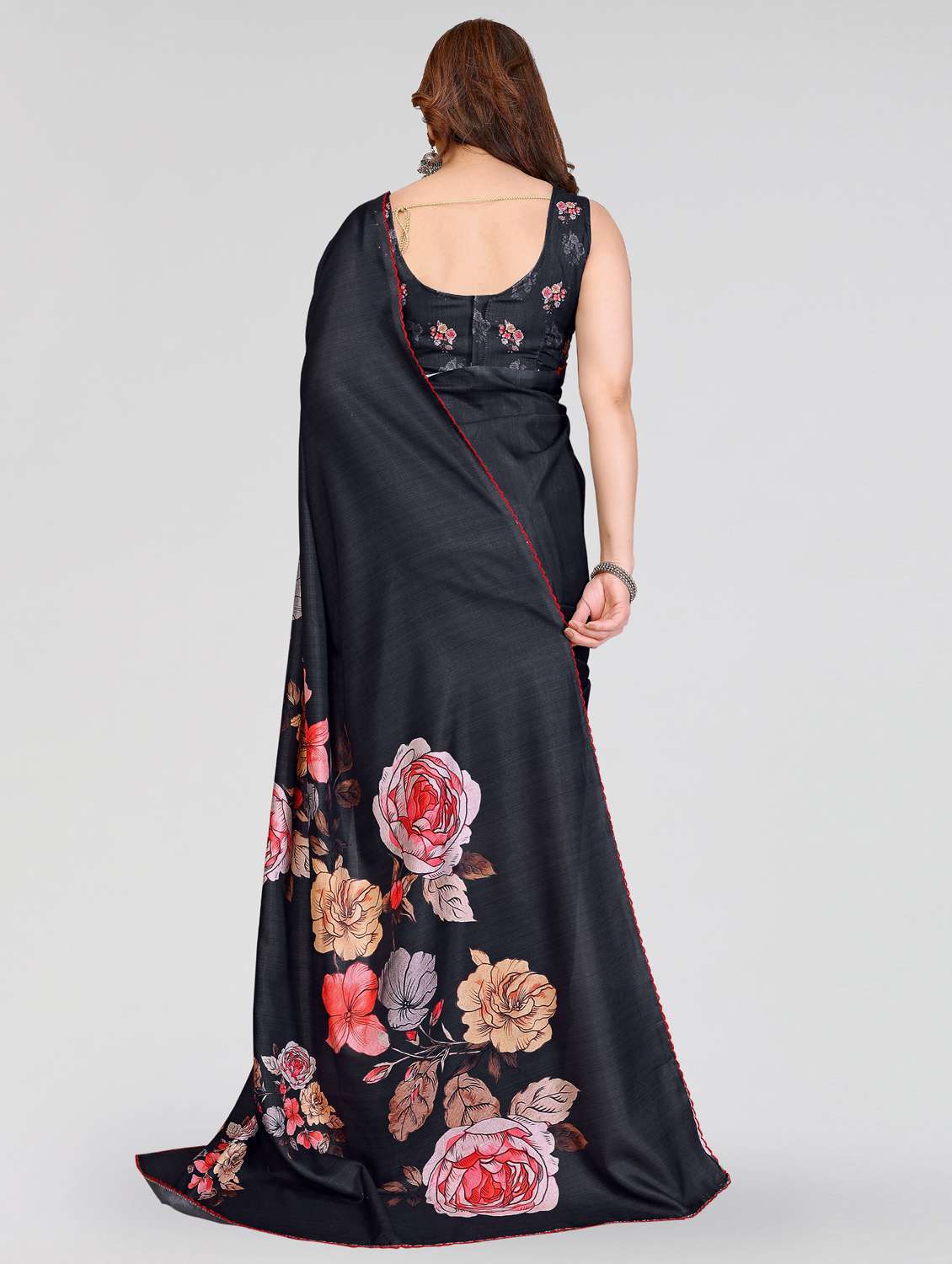 women floral printed saree with blouse - 22395042 -  Standard Image - 4