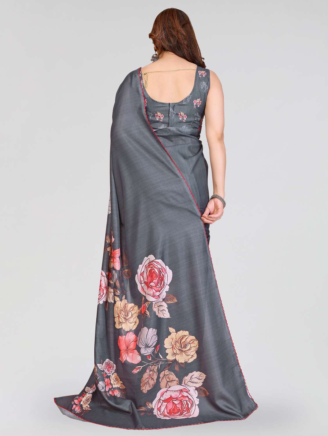 women floral printed saree with blouse - 22395046 -  Standard Image - 4