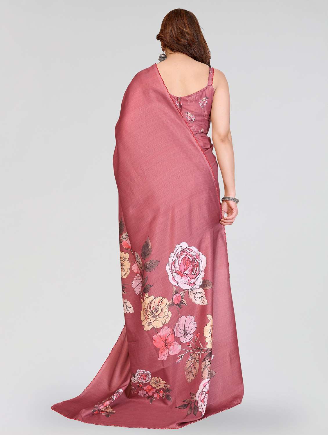 women floral printed saree with blouse - 22395047 -  Standard Image - 4