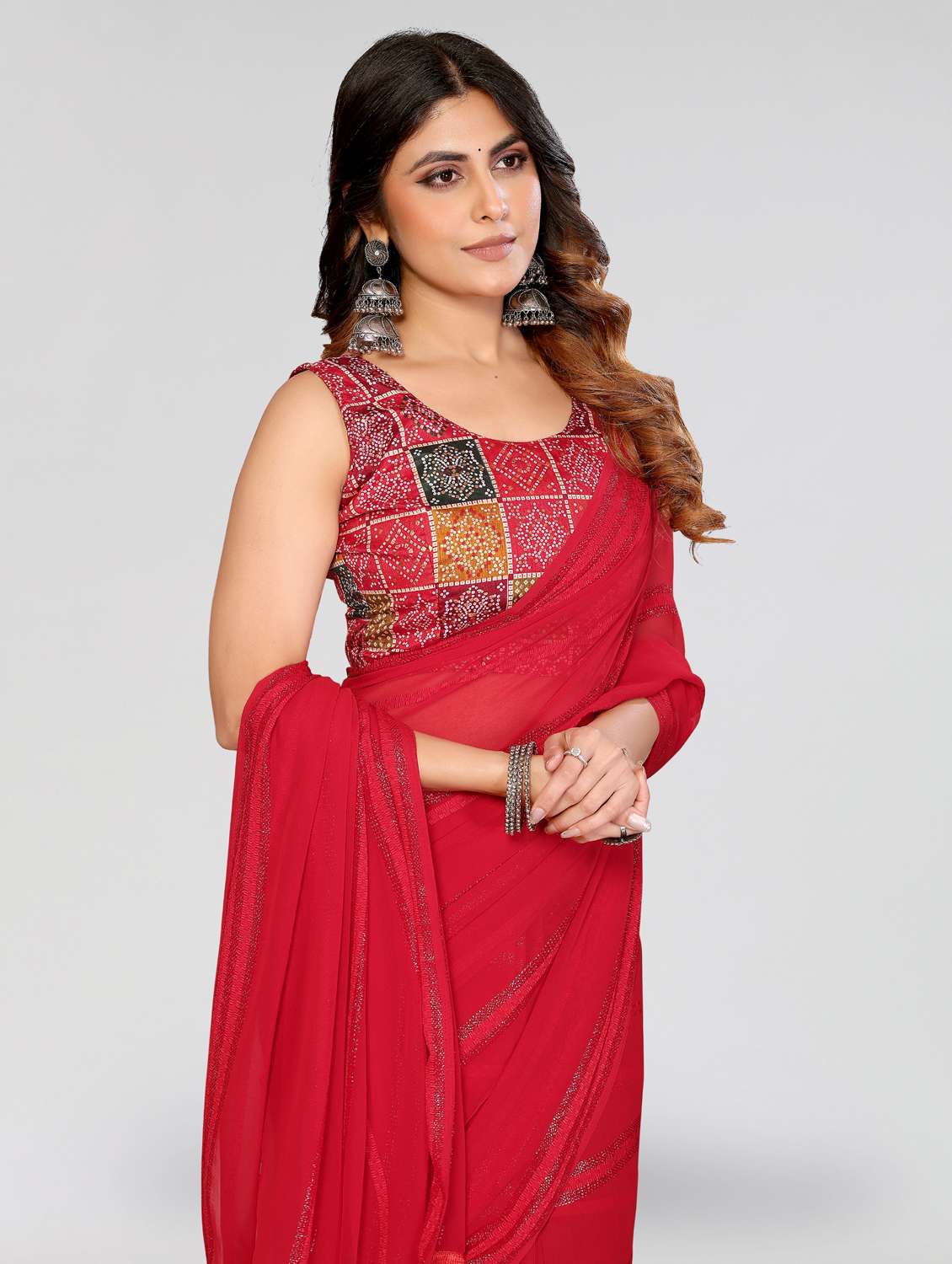 women self design plain saree with blouse - 22395074 -  Standard Image - 1