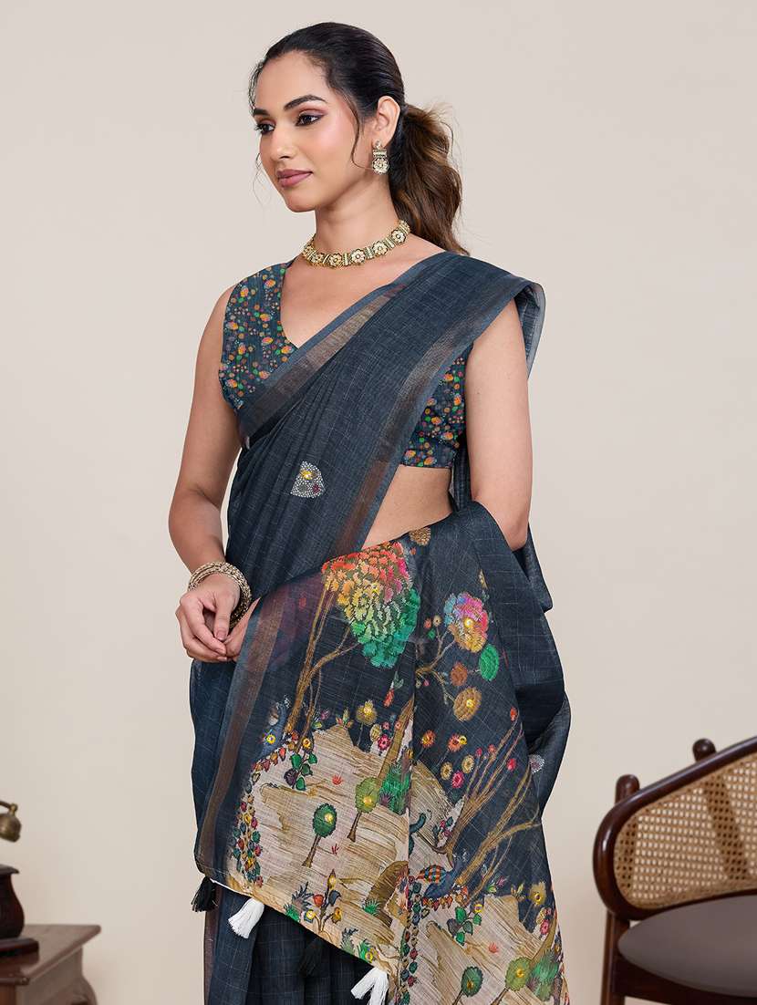 women printed casual wear saree with blouse - 22395087 -  Standard Image - 1