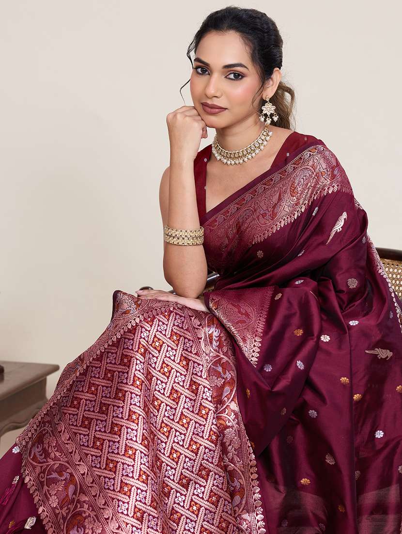 women self design bordered saree with blouse - 22395094 -  Standard Image - 1