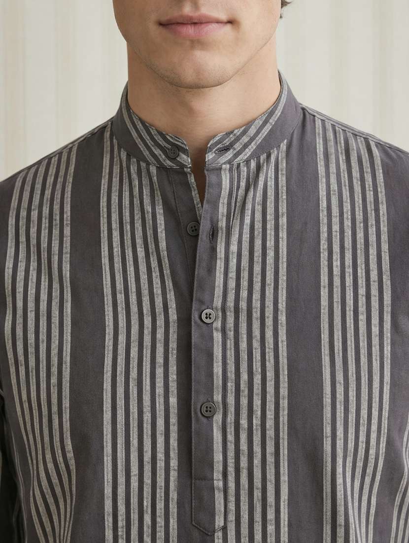 men striped mandarin neck short kurta - 22395560 -  Standard Image - 1