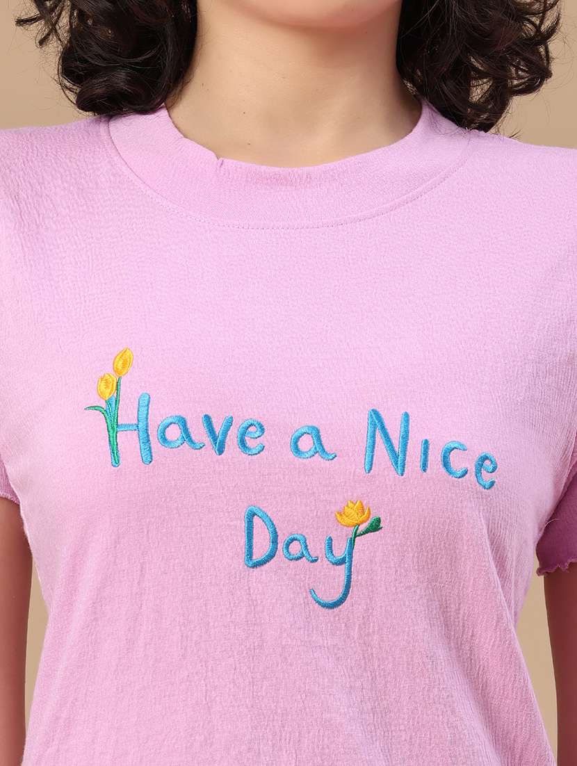 women embroidered short sleeves regular t-shirt - 22395581 -  Standard Image - 1