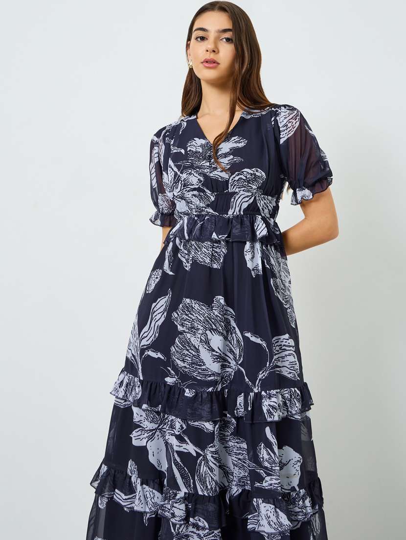 women floral print puff sleeve tiered dress - 22397850 -  Standard Image - 1