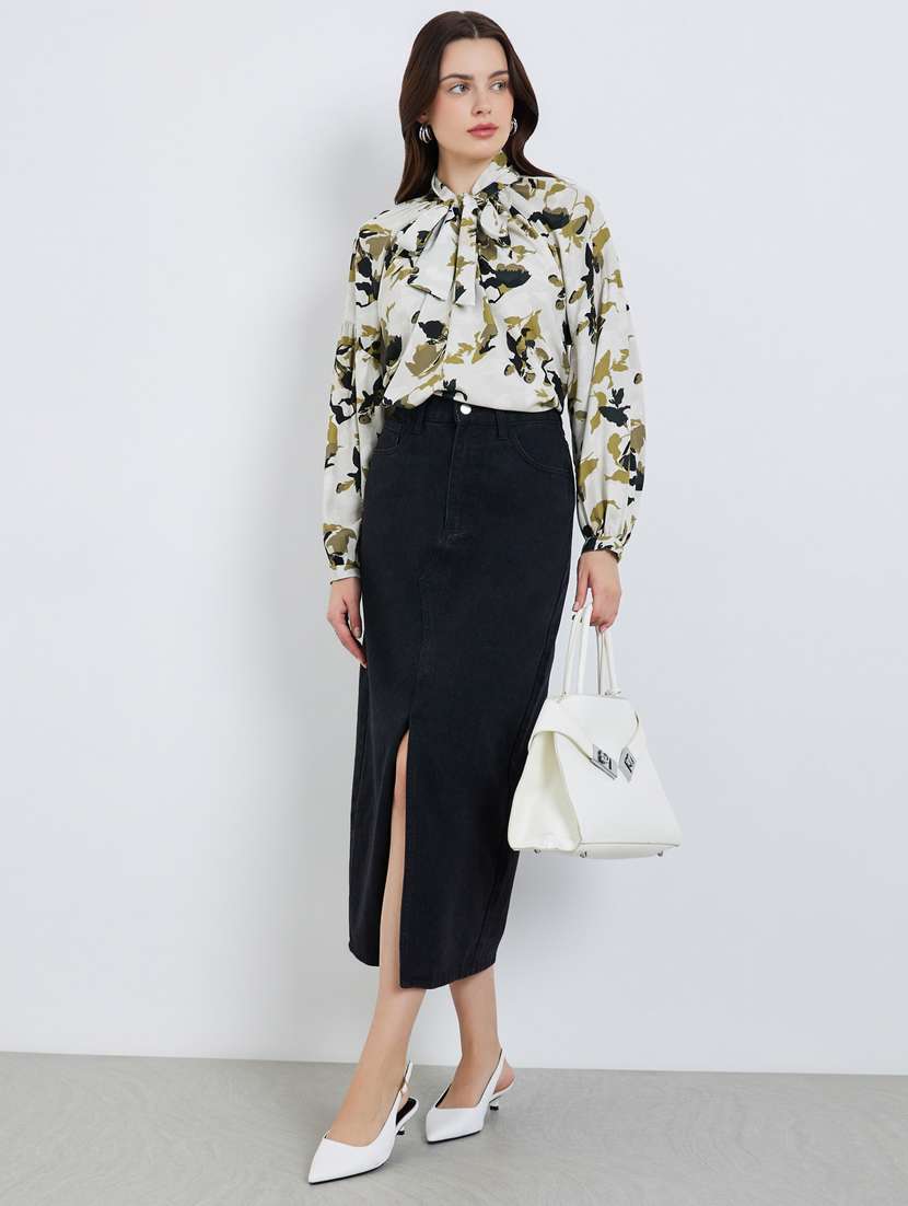 women printed tie-up neck puff sleeve top - 22397987 -  Standard Image - 4