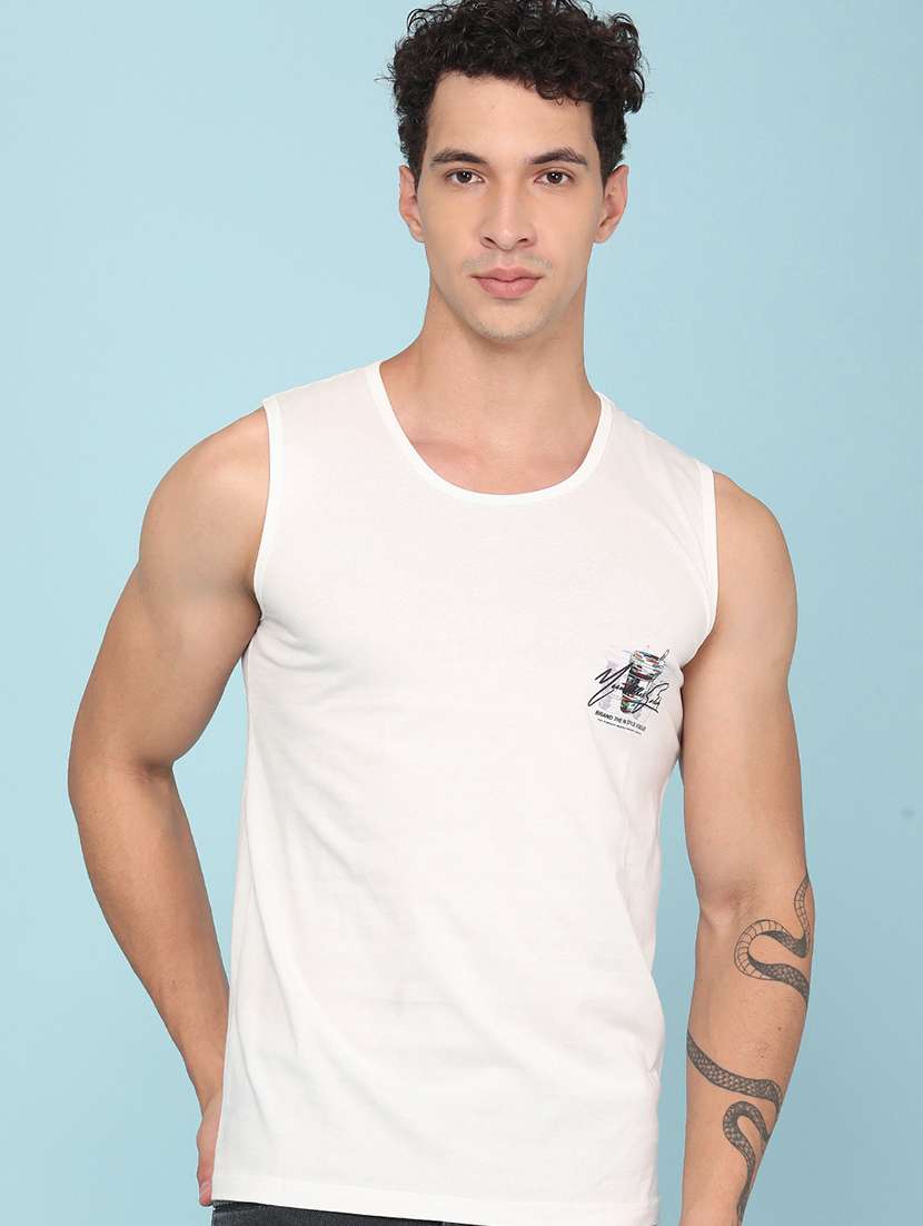 men printed sleeveless regular vest - 22399498 -  Standard Image - 1