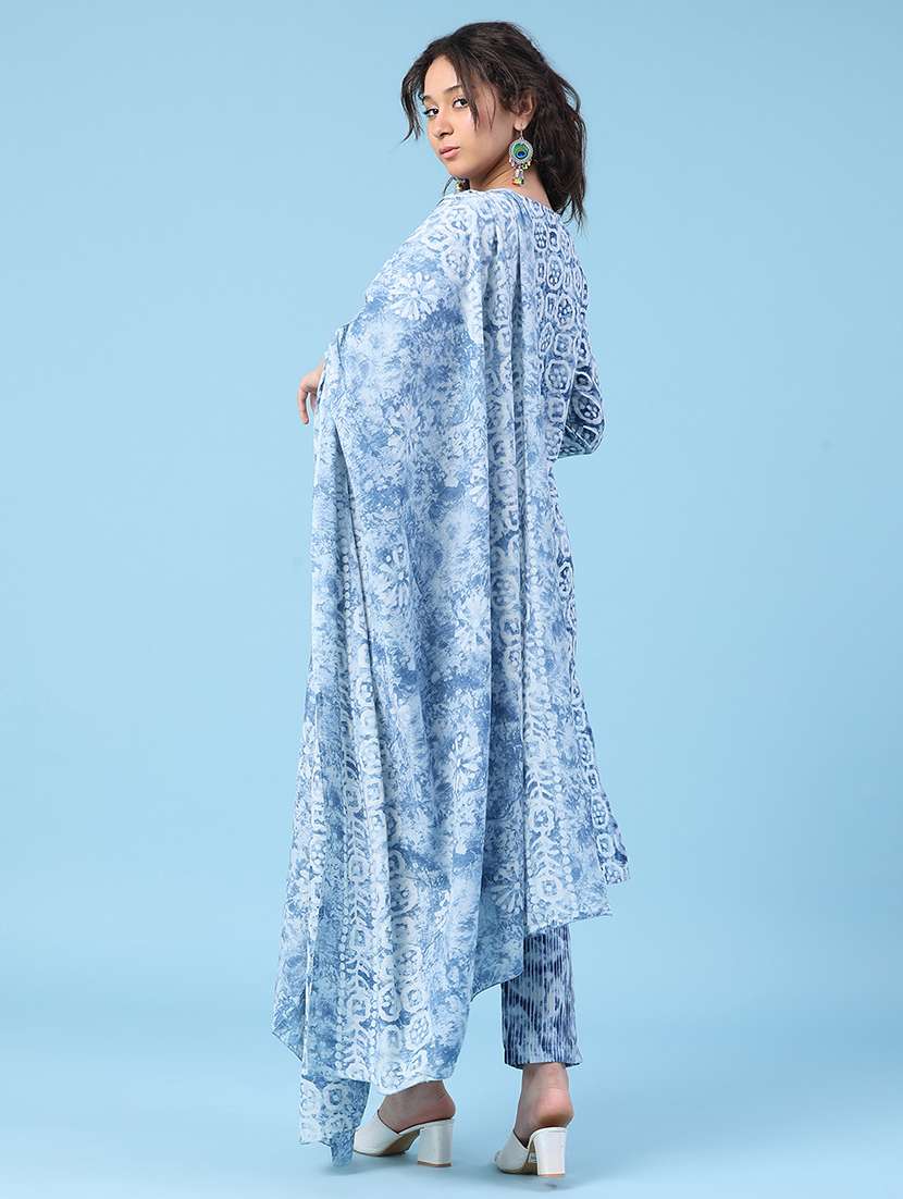 women printed three quarter sleeve kurta pant with dupatta set - 22399566 -  Standard Image - 4