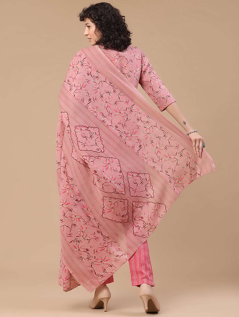 women printed three quarter sleeve kurta pant with dupatta set - 22399586 -  Standard Image - 4