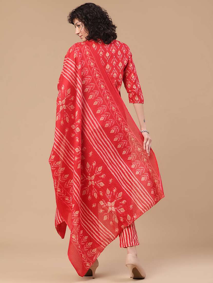women printed three quarter sleeve kurta pant with dupatta set - 22399588 -  Standard Image - 4