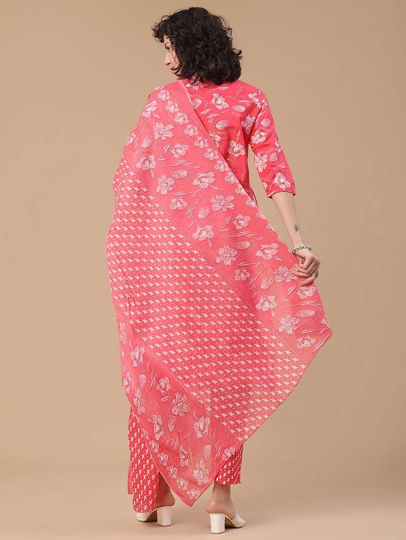 women printed three quarter sleeve kurta pant with dupatta set - 22399593 -  Standard Image - 4