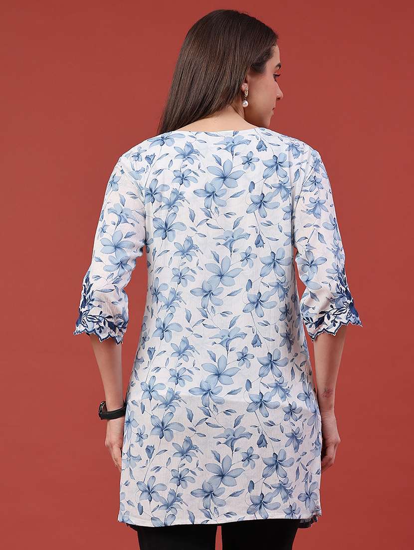 women floral three quarter sleeve straight kurti - 22400578 -  Standard Image - 4