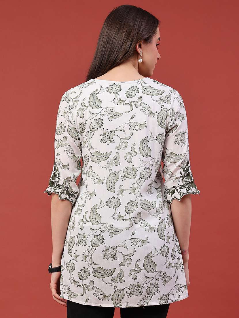 women floral three quarter sleeve straight kurti - 22400581 -  Standard Image - 4