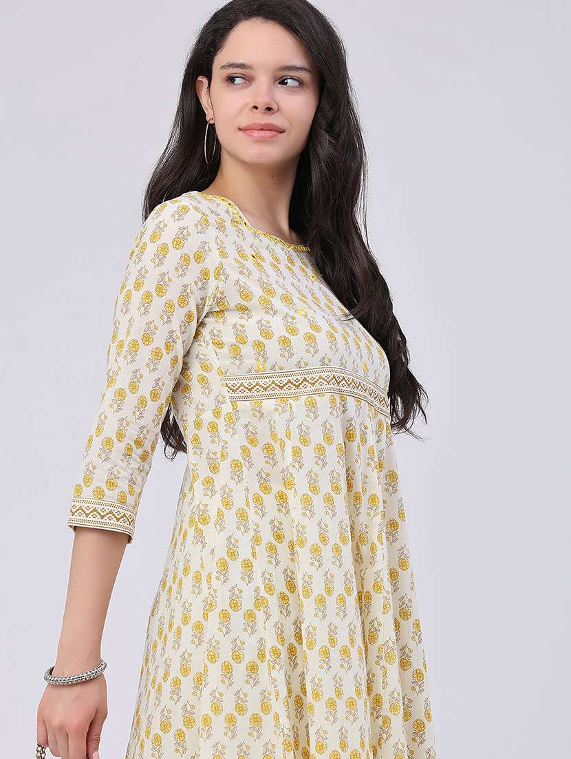 Women Printed Three Quarter Sleeves Flared Kurta - 22400663 -  Standard Image - 1