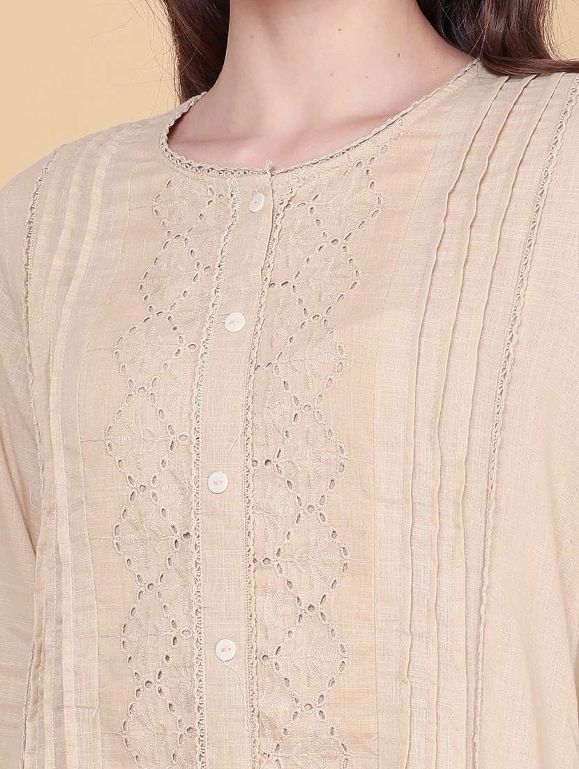 Women Solid With Work Three Quarter Sleeve Straight Kurta - 22400666 -  Standard Image - 1