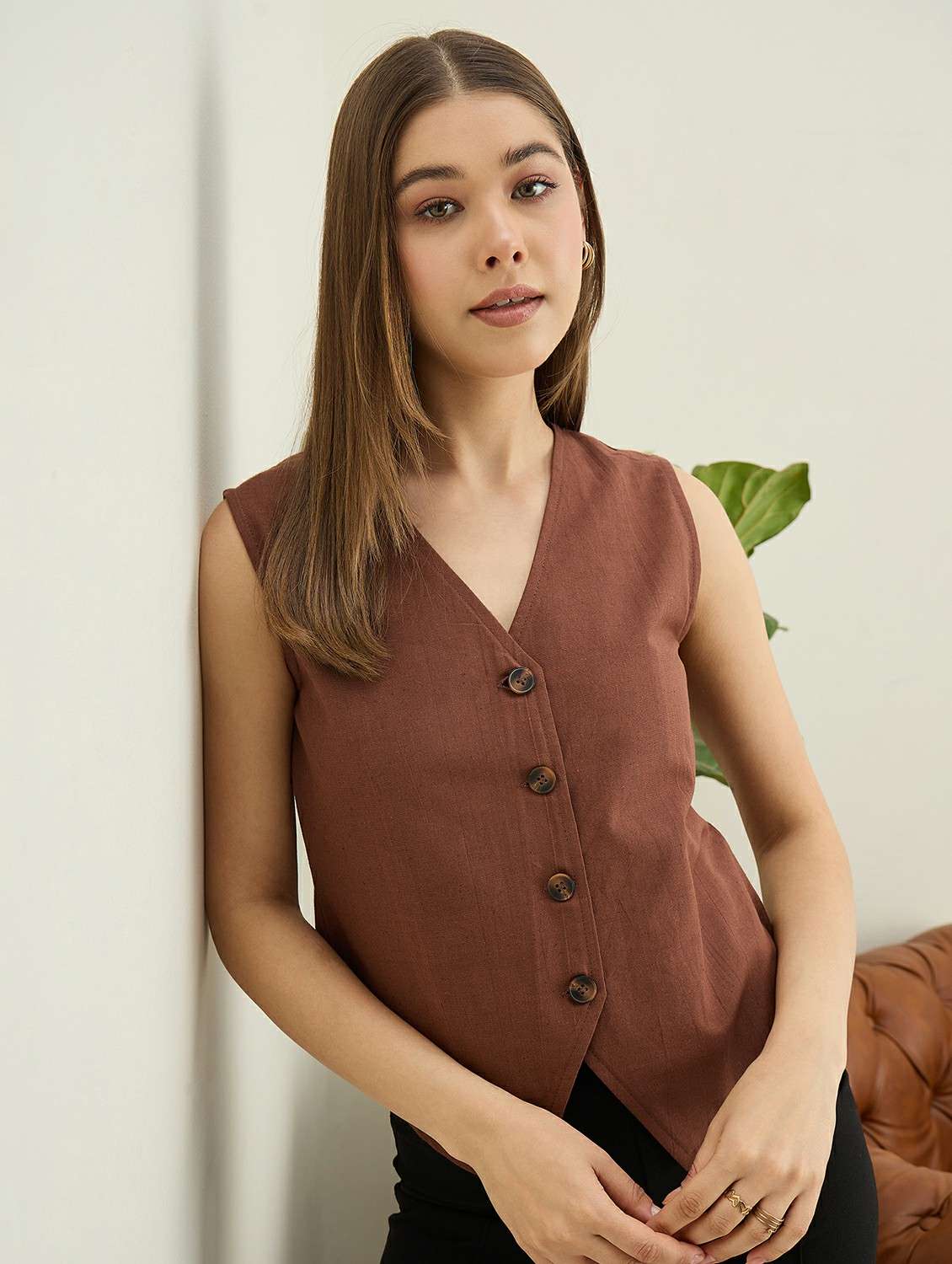 women solid sleeveless vest top