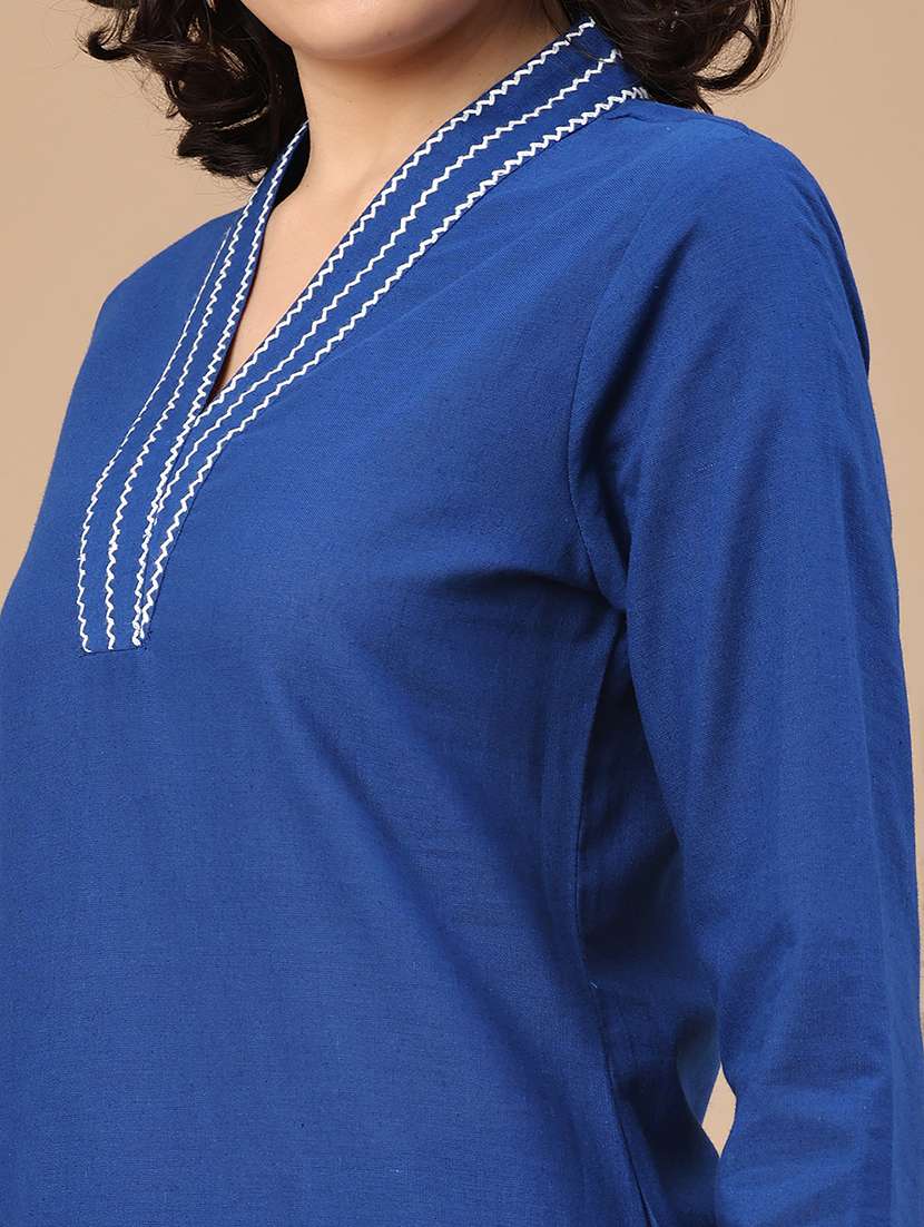 Women Embroidered Long Sleeves Kurta And Pant Set - 22403886 -  Standard Image - 1